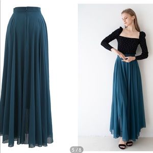 Chicwish maxi skirt, NWT, size small